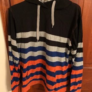 Size Xl pullover hoodie